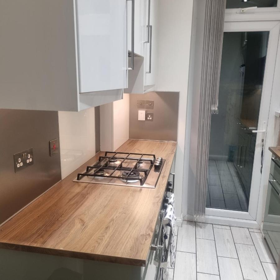 Spacious Private Room In Vibrant South London Thornton Heath Extérieur photo