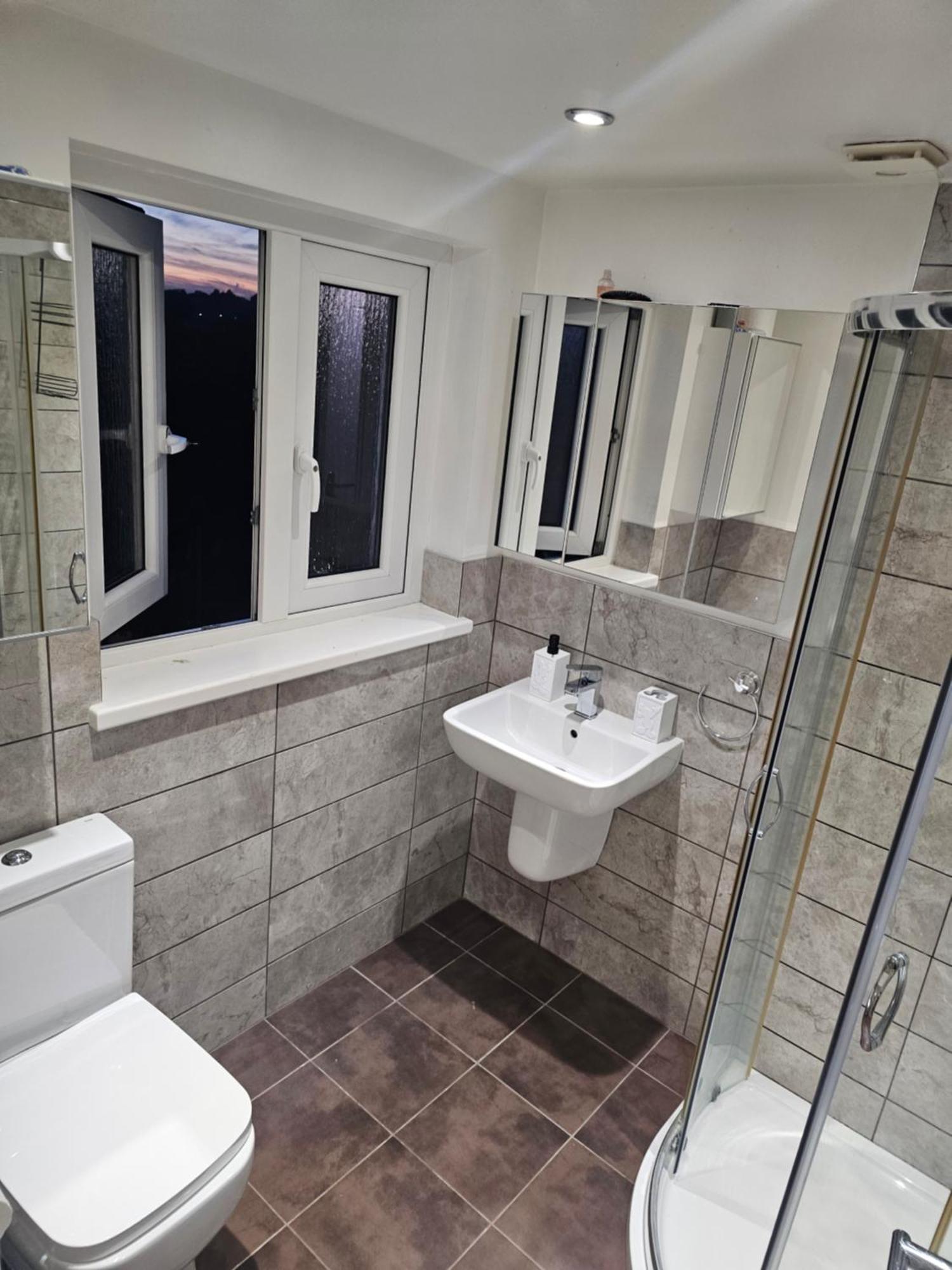 Spacious Private Room In Vibrant South London Thornton Heath Extérieur photo